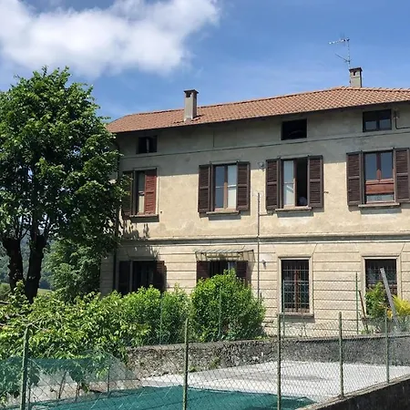 Il Maiale Bianco Bed & Breakfast San Fedele Intelvi