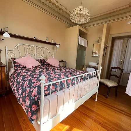 לינה וארוחת בוקר Il Maiale Bianco